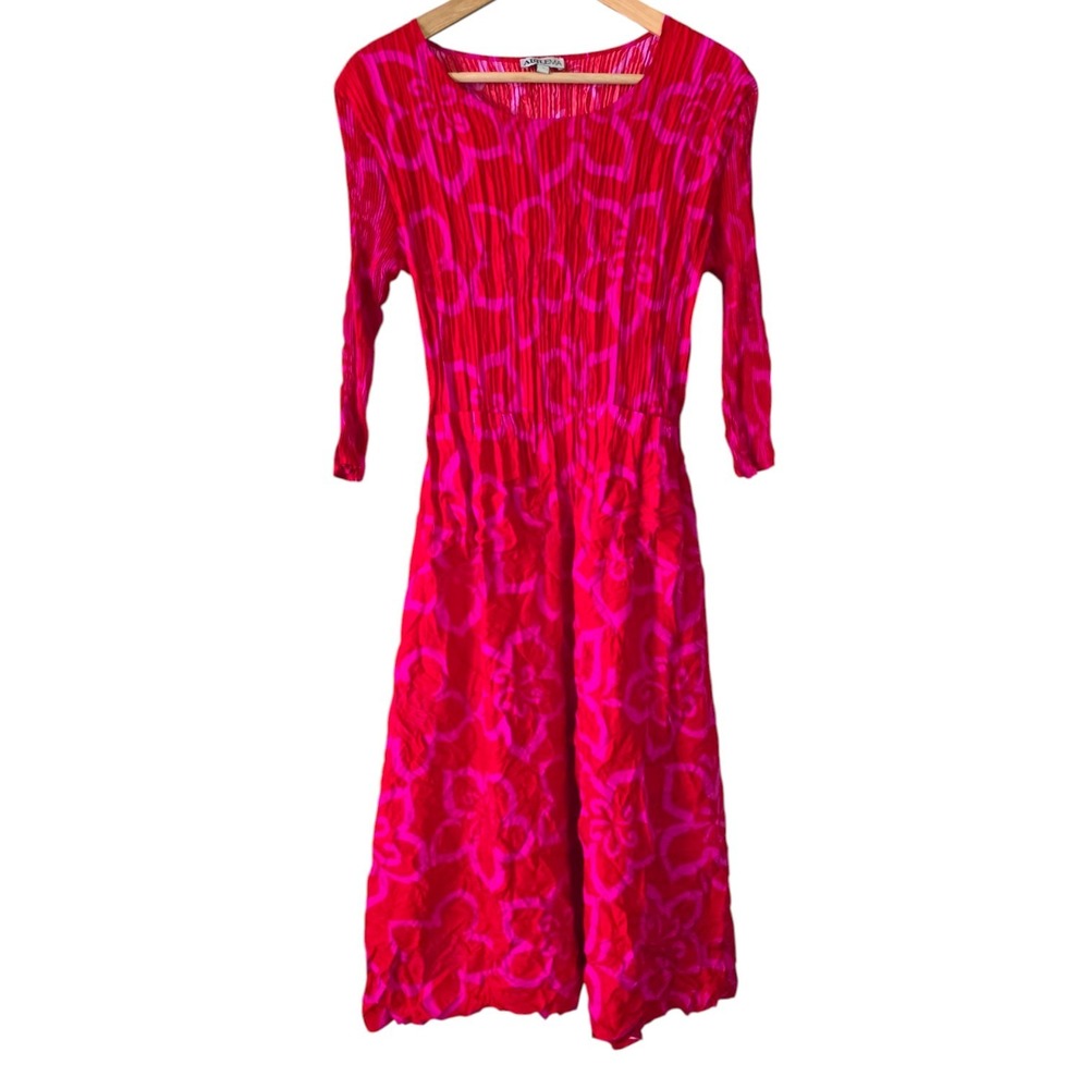 Alquema 1 Smash Crinkle Pleated 3/4 Sleeve Pocket Midi Dress Spectro Red Pink